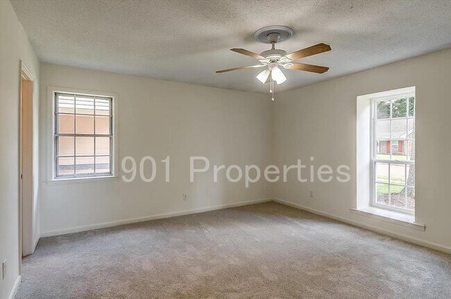Foto del edificio - 5548 Montpelier Dr