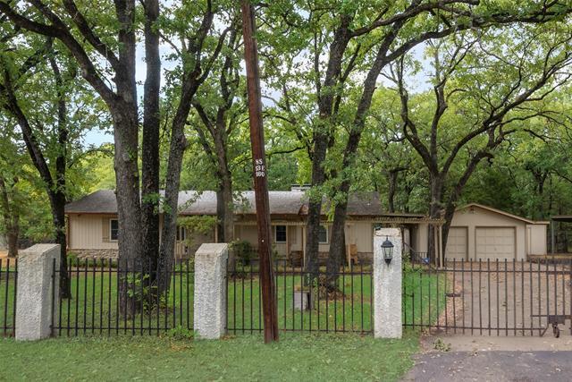 Primary Photo - 2143 Royal Oaks Dr