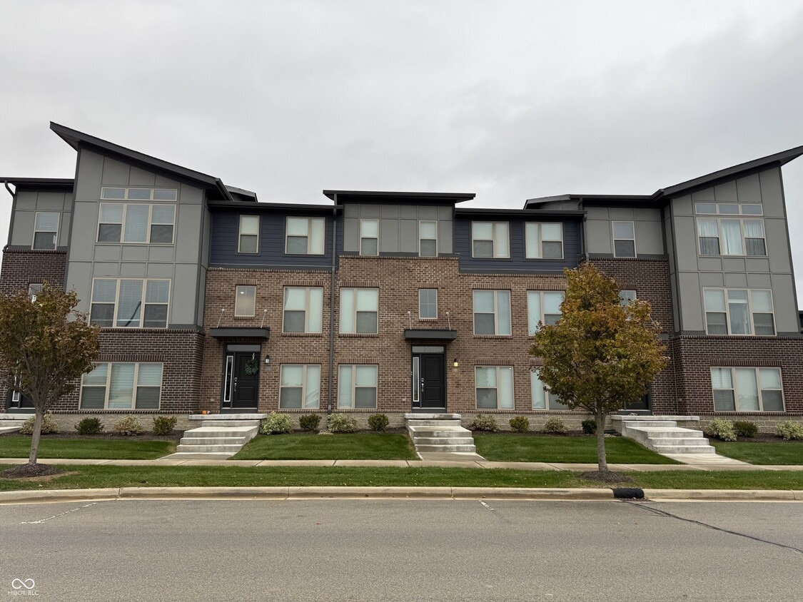 Primary Photo - 13341 Minden Dr