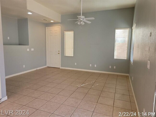 Foto del edificio - CHARMING 4 BED, 3 BATH IN NORTH LAS VEGAS