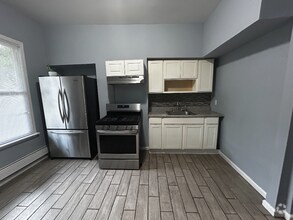 Building Photo - 154 Taylor St
