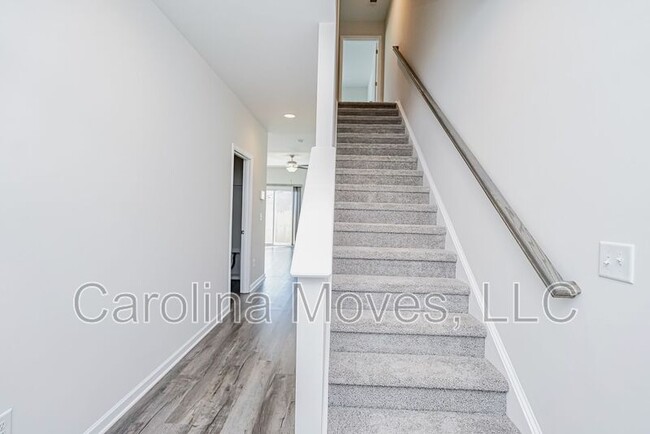 Building Photo - 312 Trail Branch Ct