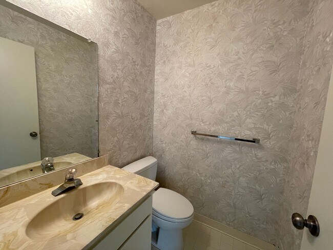 Foto del edificio - 3bd/2ba - Santa Clara Townhouse with 2 Car Garage