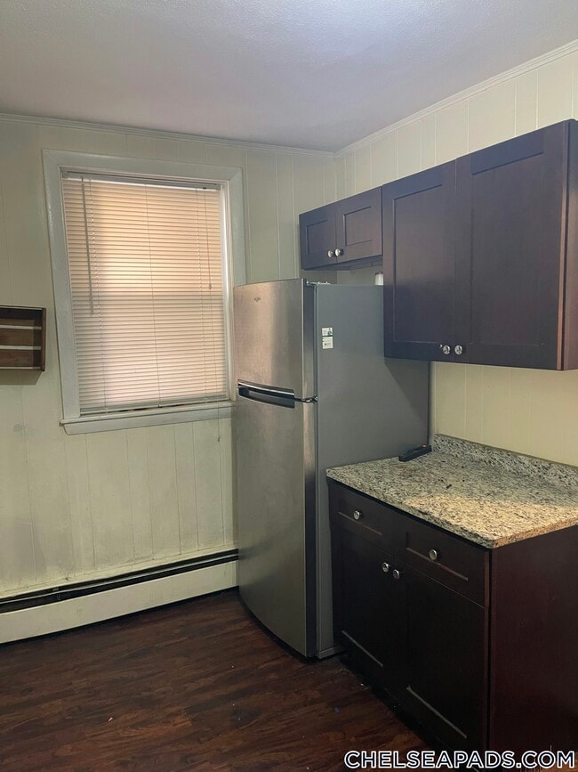 Building Photo - 18 Central Ave