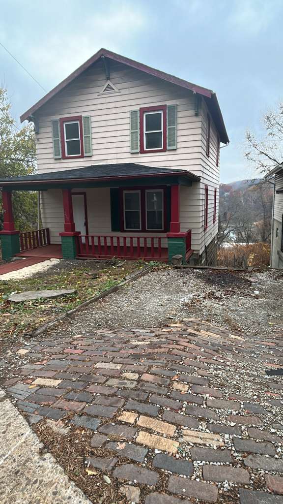 Building Photo - 275 Greensburg Pike