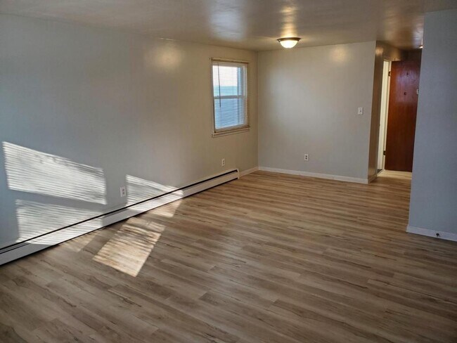 Foto del edificio - 151 Tyler St