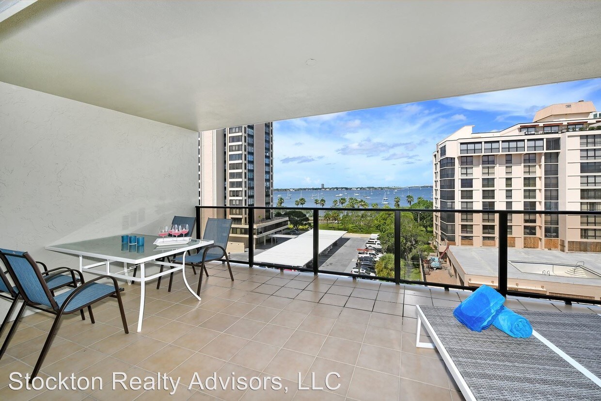Foto principal - 2 br, 2 bath House - 755. S. Palm Ave #604
