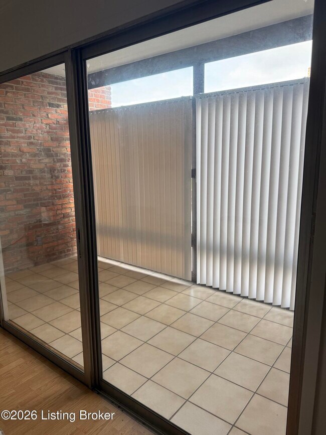 Foto del edificio - 1040 Cherokee Rd