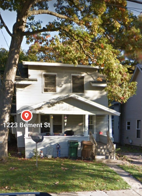 Building Photo - 1223 Bement St