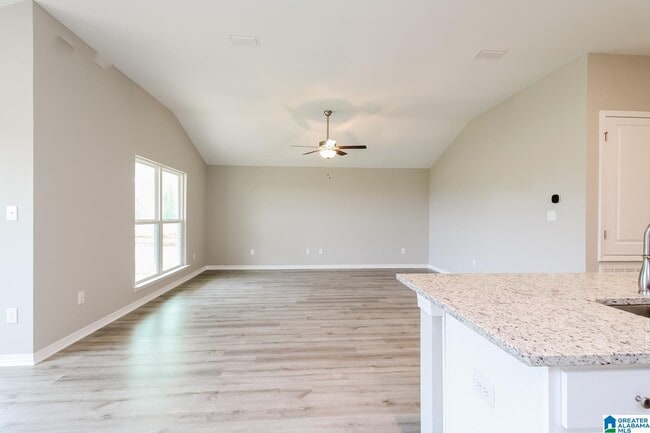 Building Photo - 1162 Hayward Lp