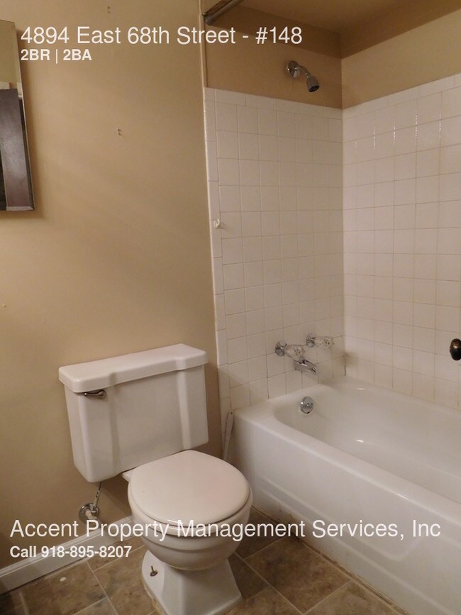 Building Photo - 4894 E 68th St