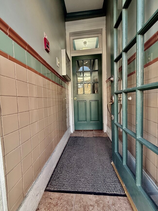 Foto del edificio - 302 Dickinson St