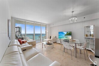 Building Photo - 1830 S Ocean Dr