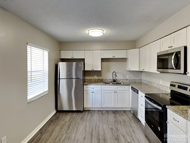 Foto del edificio - 3181 Clewiston St