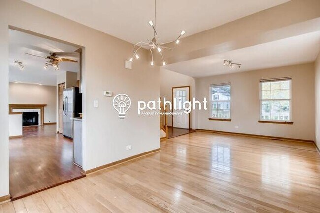 Foto del edificio - 516 Ryegrass Court, Aurora, IL, 60504