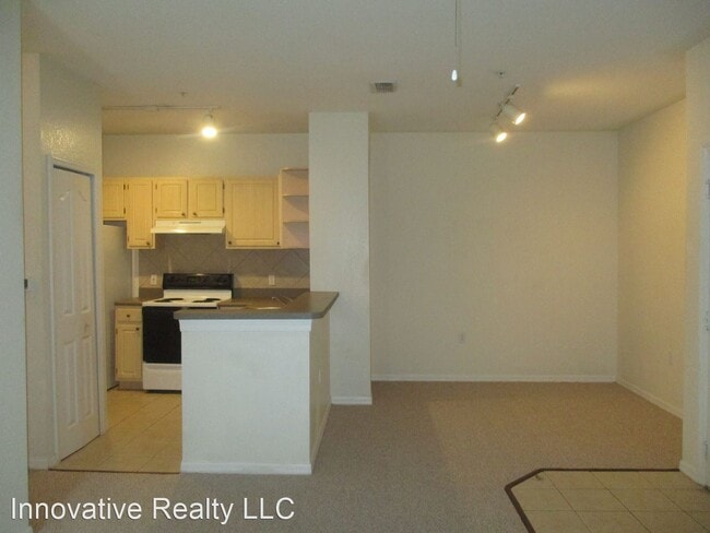 Building Photo - 2 br, 1 bath House - 1375 Lake Shadow Circ...