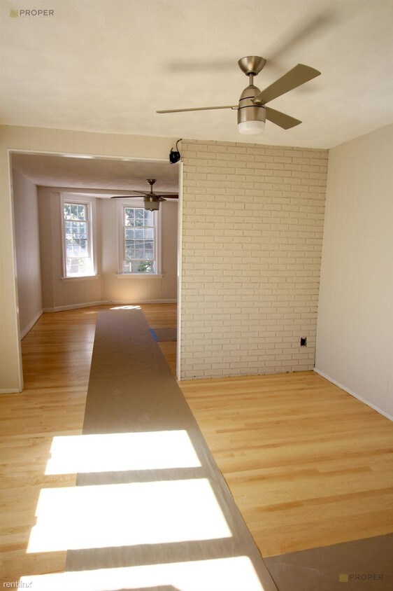 Primary Photo - 23 Belmont St