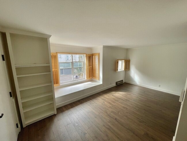 Building Photo - 1000 Steiner St