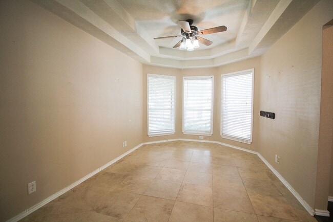 Foto del edificio - Beautiful home in Helotes. 3 Bedroom, 2 1/2 Bath Move In June 10th!