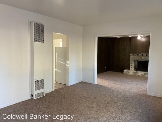 Building Photo - 2 br, 2 bath House - 909 Madeira Dr NE