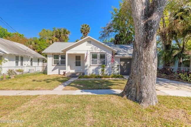 Building Photo - 138 Kingston Ave