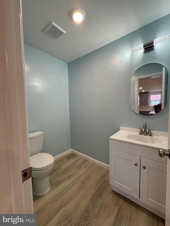 Foto del edificio - 109 E Park Ave