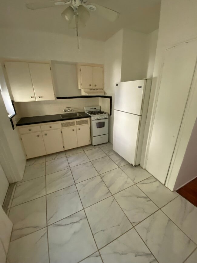 Separate kitchen - 8910 Collins Ave Apartments