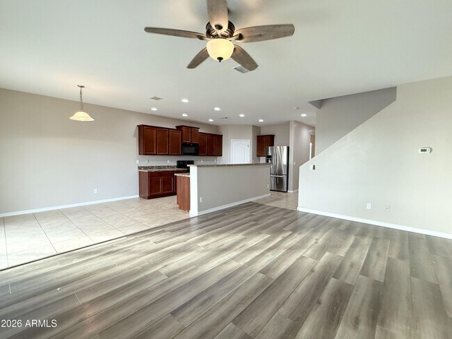 Building Photo - 5085 S 243rd Dr