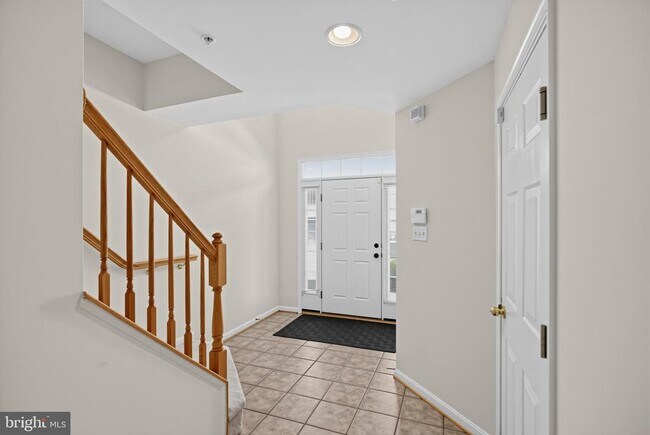 Building Photo - 1011 Railbed Dr