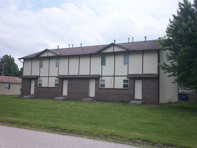 Building Photo - Alleghaney Townhouses