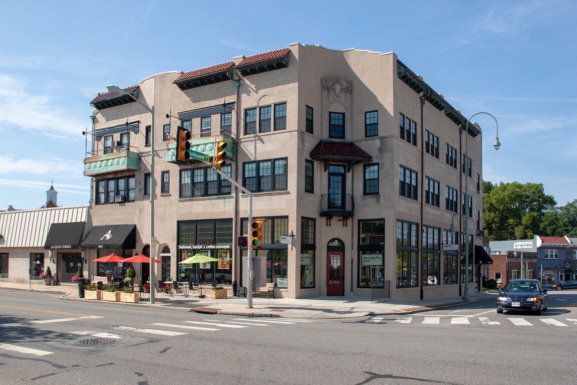 5 Rittenhouse Pl Ardmore Pa 19003 Apartments Ardmore Pa Apartments Com