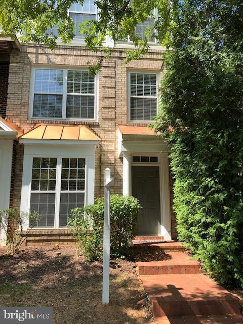 Primary Photo - 357 Fallsgrove Dr