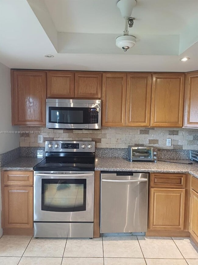 2 bedroom in North Miami Beach FL 33179 - 2 bedroom in North Miami Beach FL 33179 Apartment