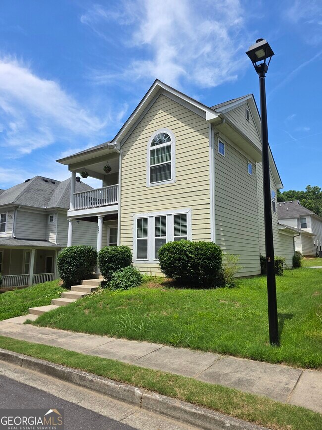 Foto del edificio - 4691 Highpoint Ln