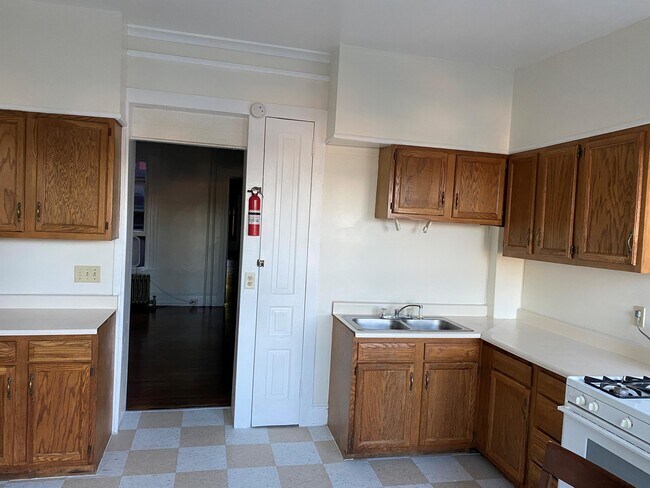 Building Photo - 1236 Perkiomen Ave