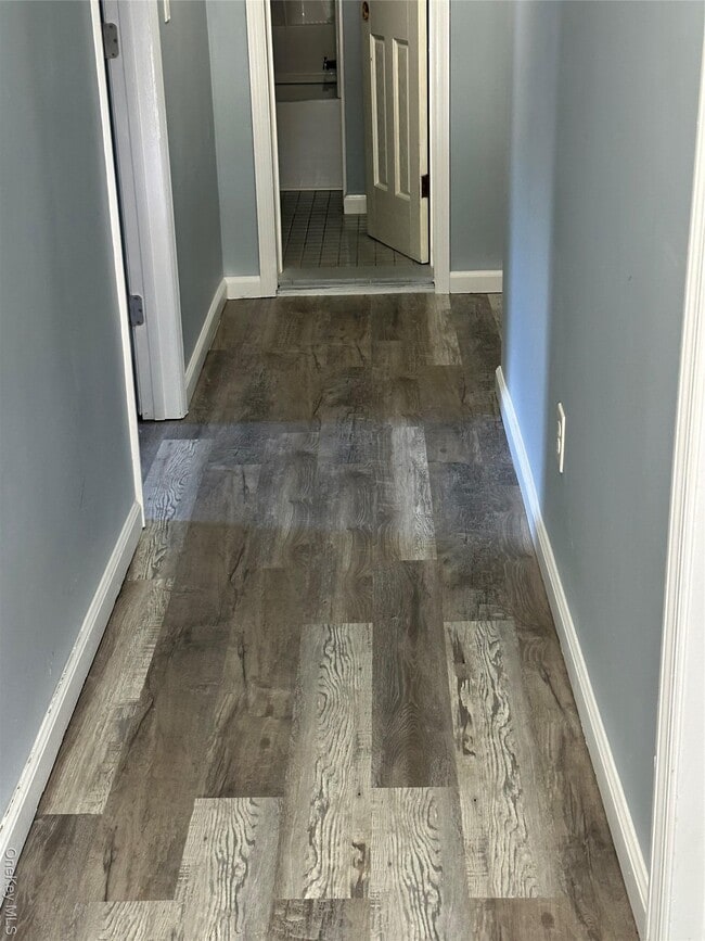 Building Photo - 864 NY-22