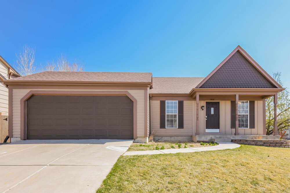 Primary Photo - 19858 E Linvale Pl