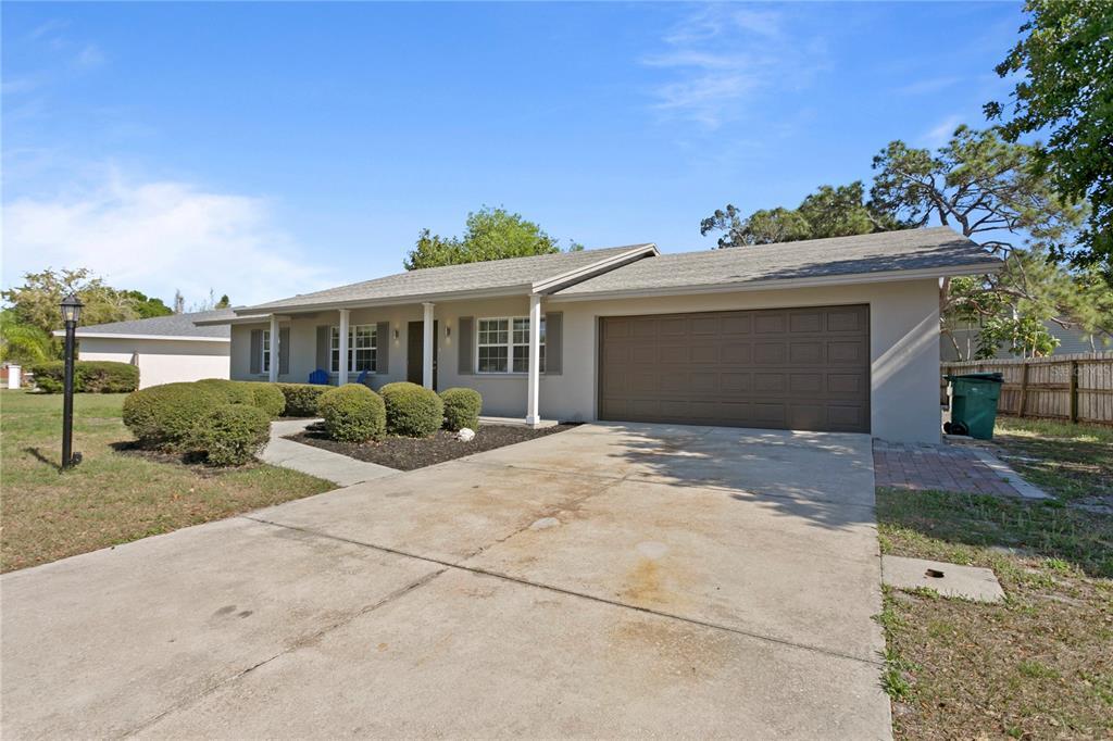 Foto principal - 1694 Joyce St