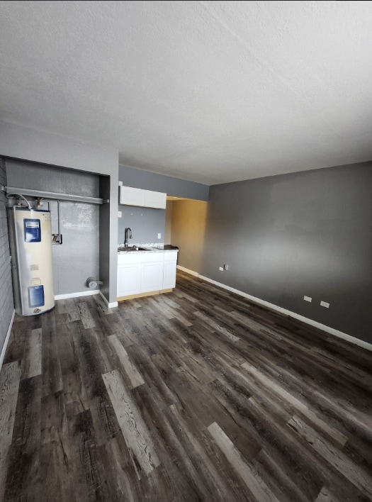 Building Photo - 111 S Summit St