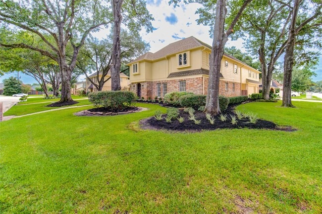 Building Photo - 9115 Taidswood Dr