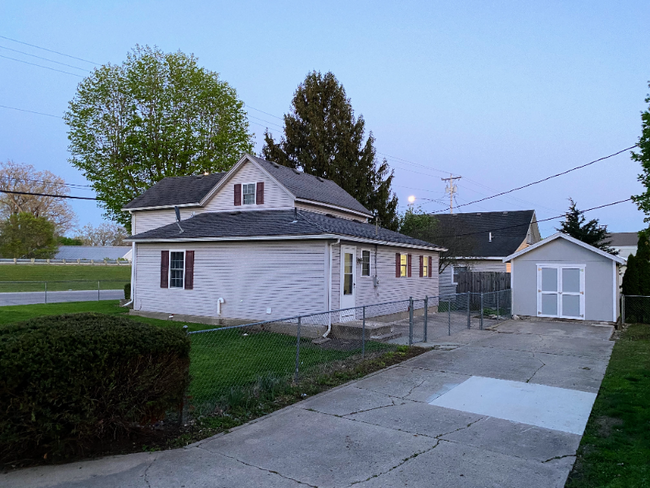 Building Photo - 111 Covington Ave