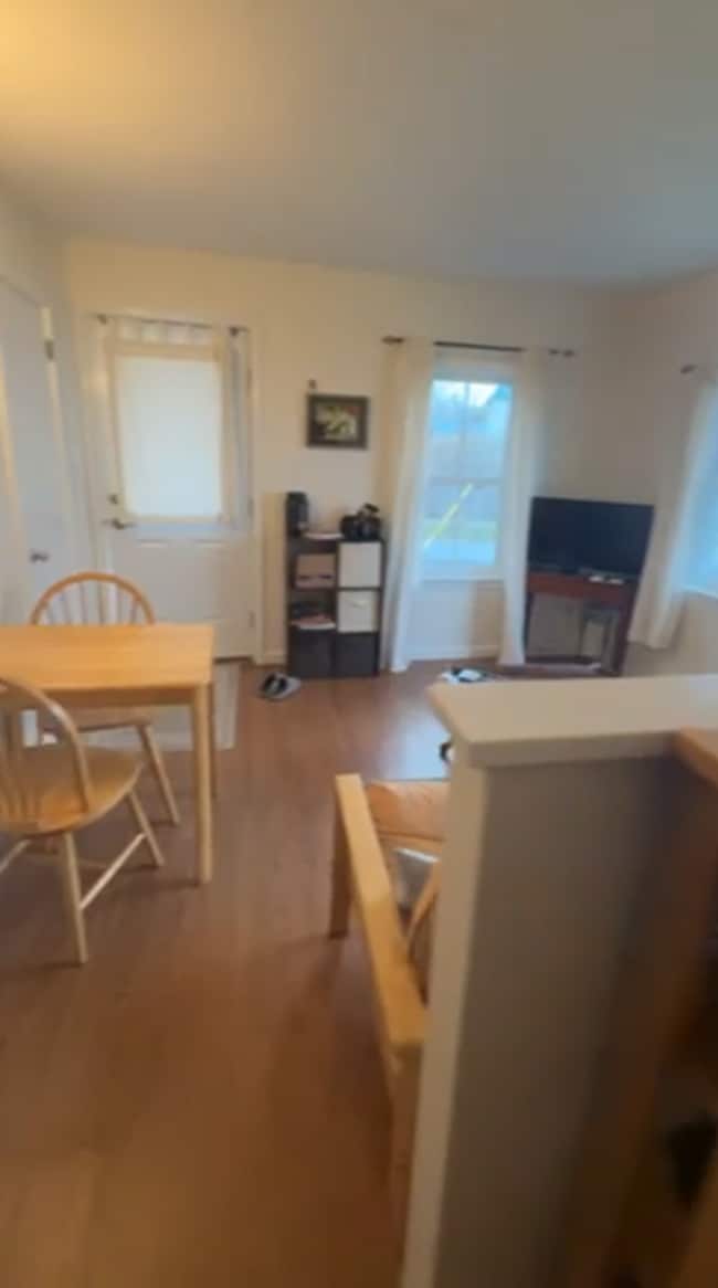 Foto del edificio - 56 Wright Ave