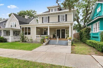Building Photo - 1808 Bayard Pl