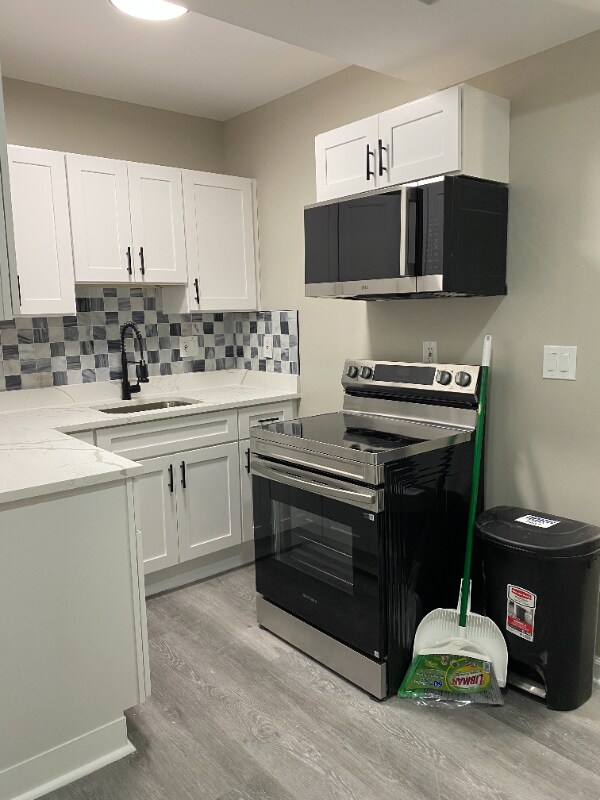 Foto del edificio - 2123 Sinclair Ln