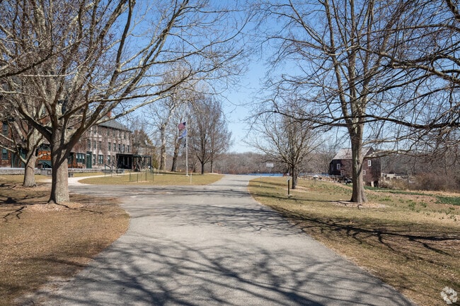 One of many Connetquot River State Park walking trails.