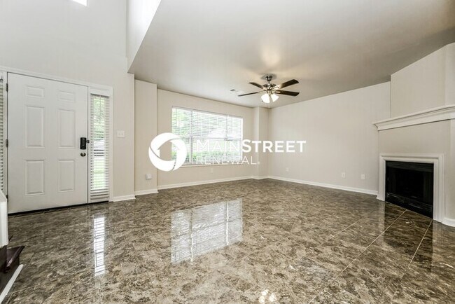 Foto del edificio - 4 Bedroom Pet-Friendly Home in STOCKBRIDGE, GA with Main Street Renewal