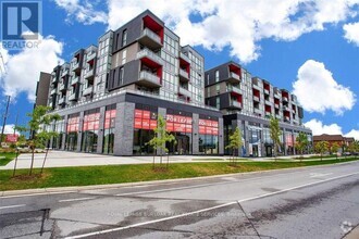 Building Photo - 5260-5260 Dundas St