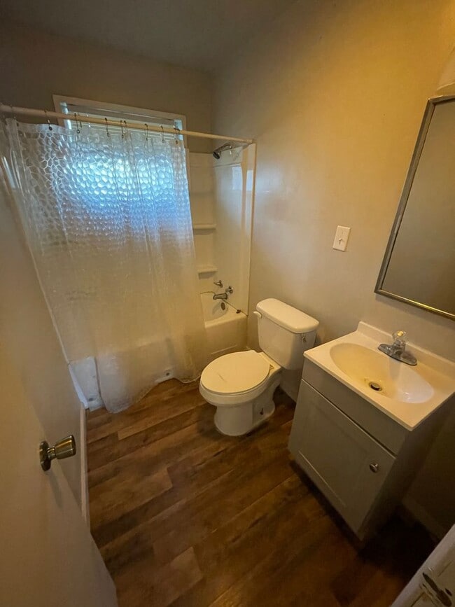 Building Photo - Home For Rent in Lake Charles