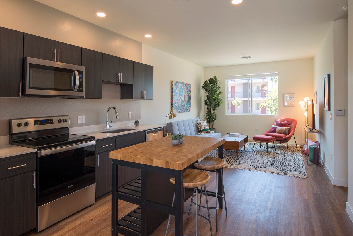 Urbana on 12th Apartments 4225 N 12TH St Phoenix, AZ