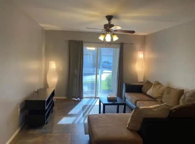 Building Photo - 15215 Amberly Dr